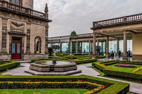 Istana Chapultepec